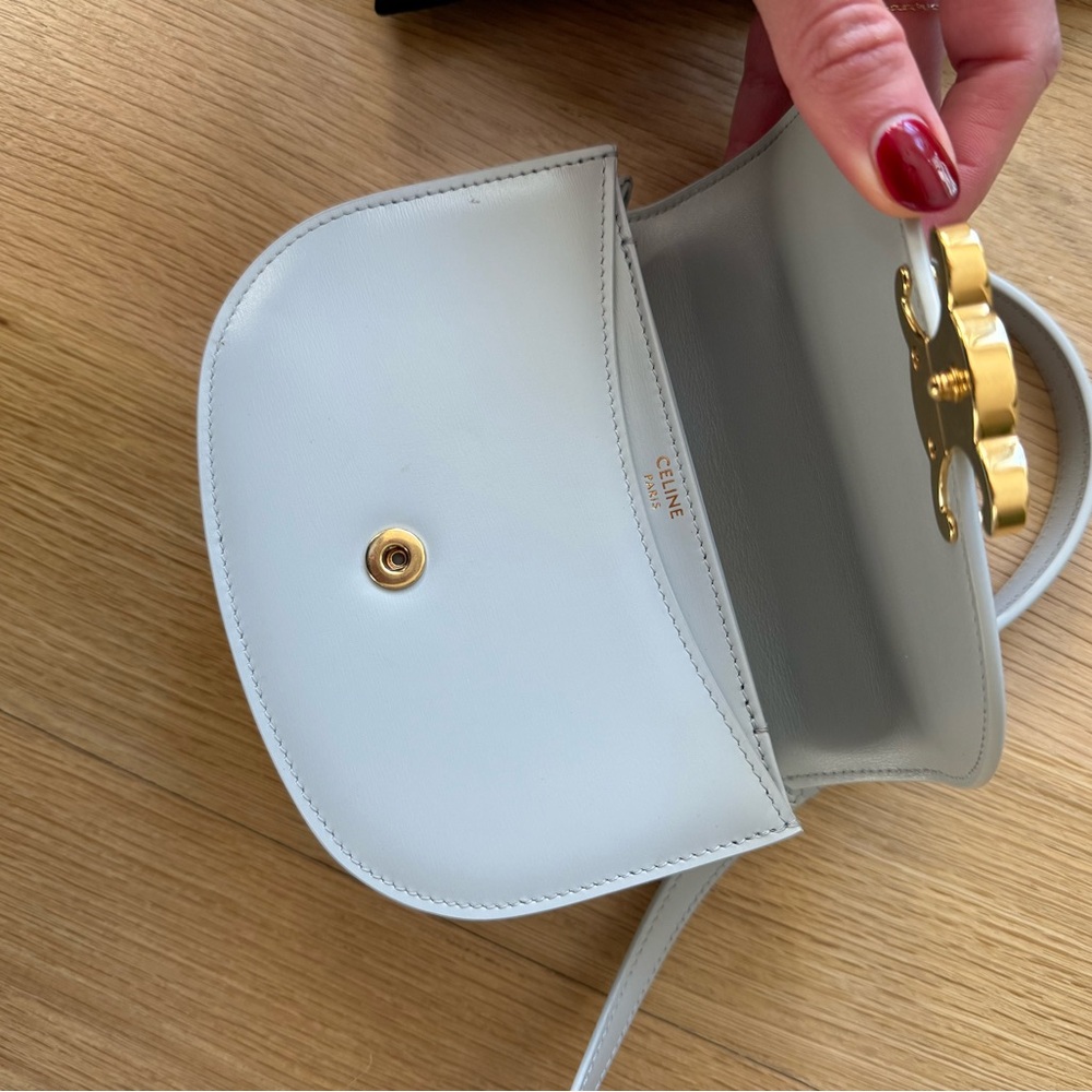 Celine Mini Besace Clea Handbag in Light Gray / Cloudy Grey with Gold Hardware - Picture 6 of 9
